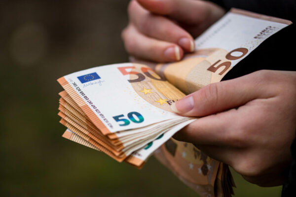 Ušetrite s QR menu až 600 EUR na jedálnych a nápojových lístkoch